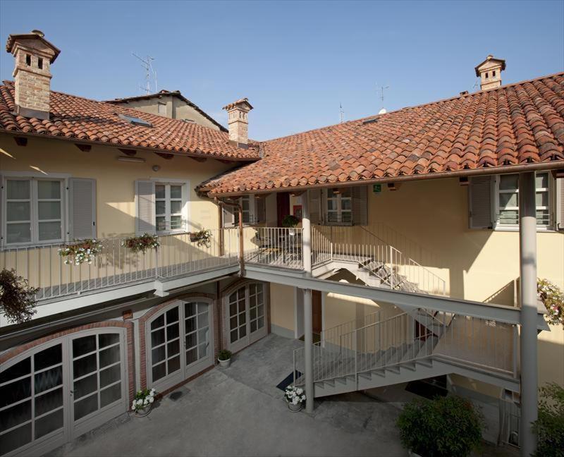 Albergo Badellino Bra Exteriér fotografie