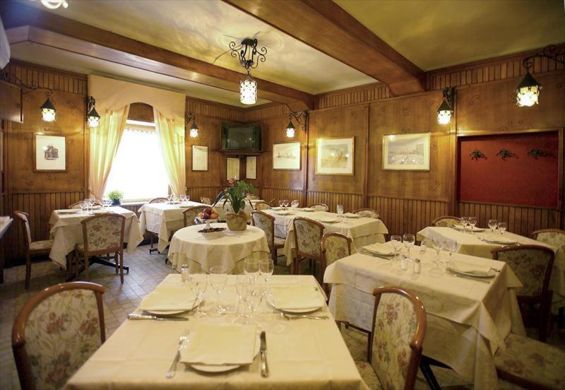 Albergo Badellino Bra Exteriér fotografie