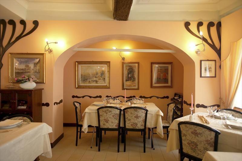 Albergo Badellino Bra Exteriér fotografie